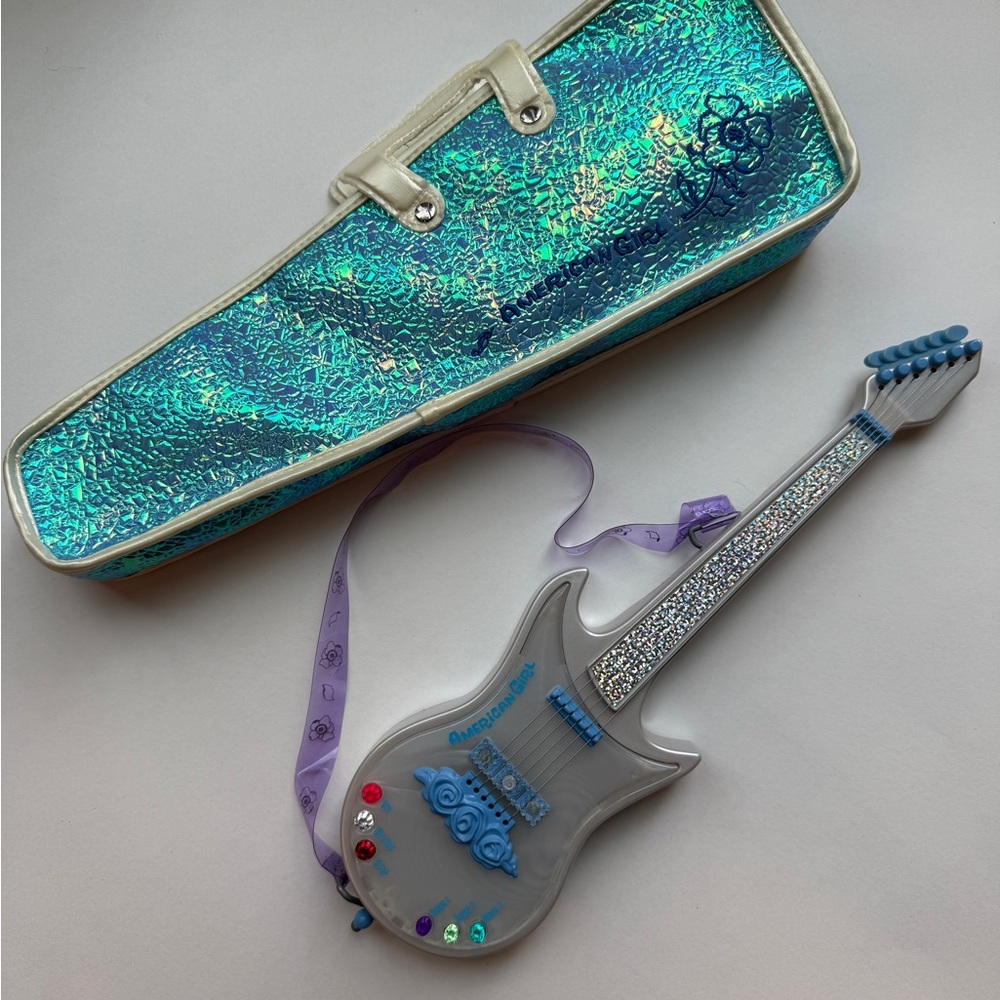 Vintage American Girl guitar!